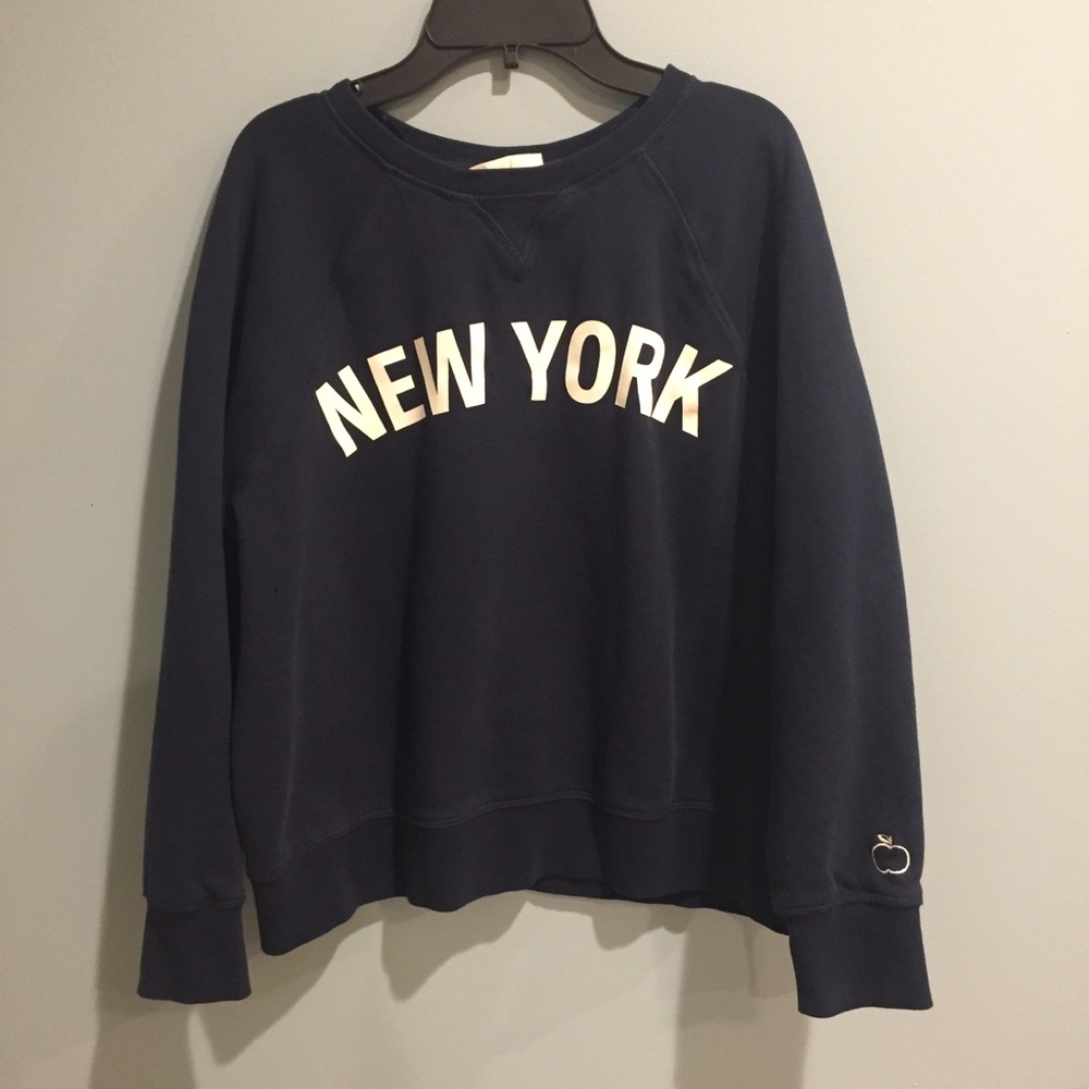 Navy blue New York sweatshirt